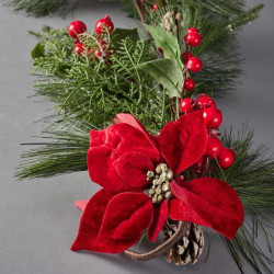 Decoratiune Ramura cu Frunze si Flori Rosii 600-45663